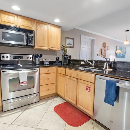 Fun 2 Bed/2 Bath Condo With Pool On Biloxi Beach 외부 사진
