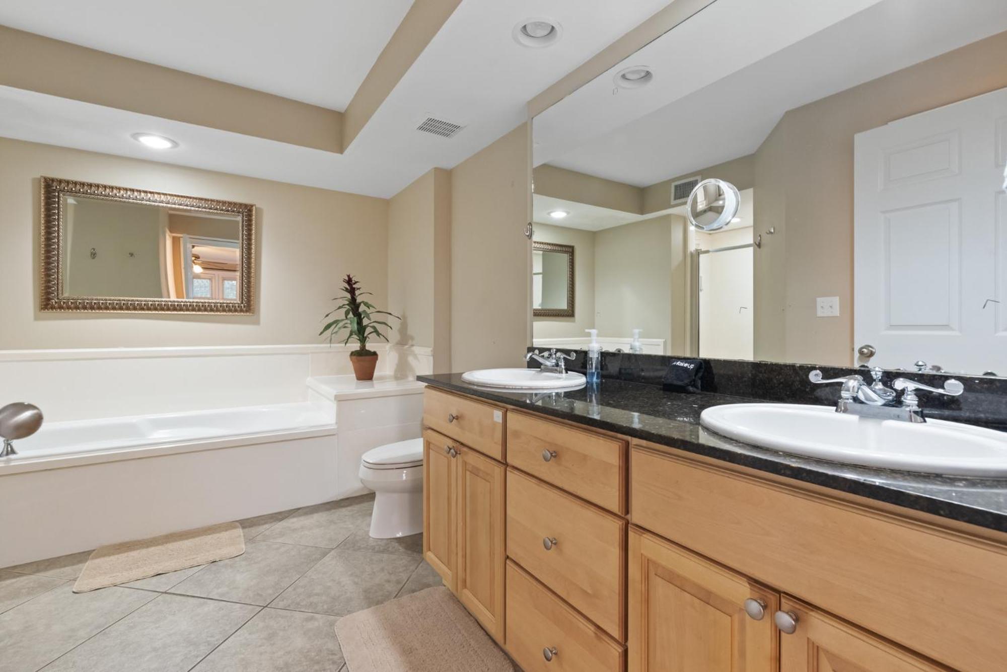 Fun 2 Bed/2 Bath Condo With Pool On Biloxi Beach 외부 사진